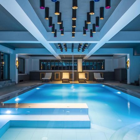 Villa Athos Гувия Екстериор снимка