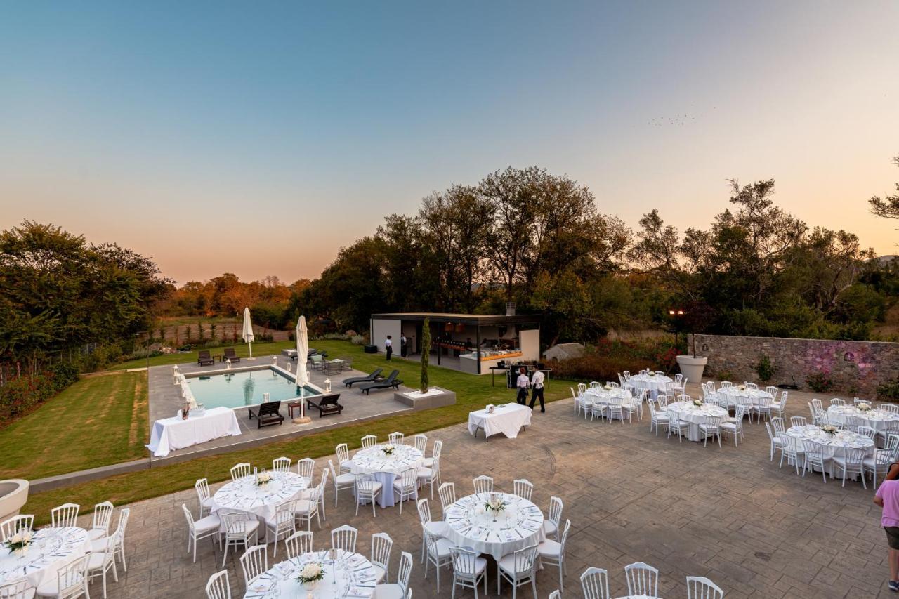 Villa Athos Гувия Екстериор снимка