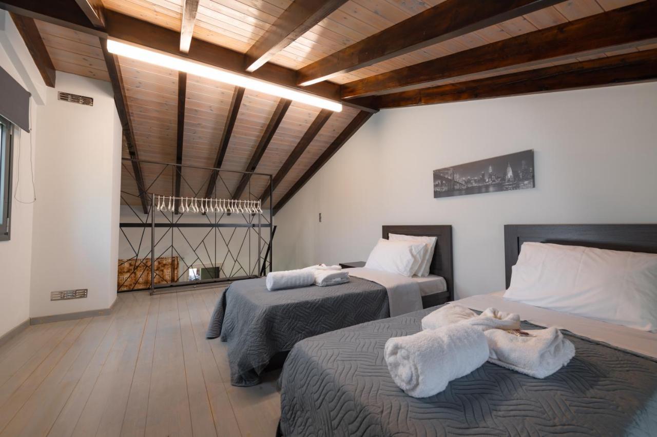 Villa Athos Гувия Екстериор снимка