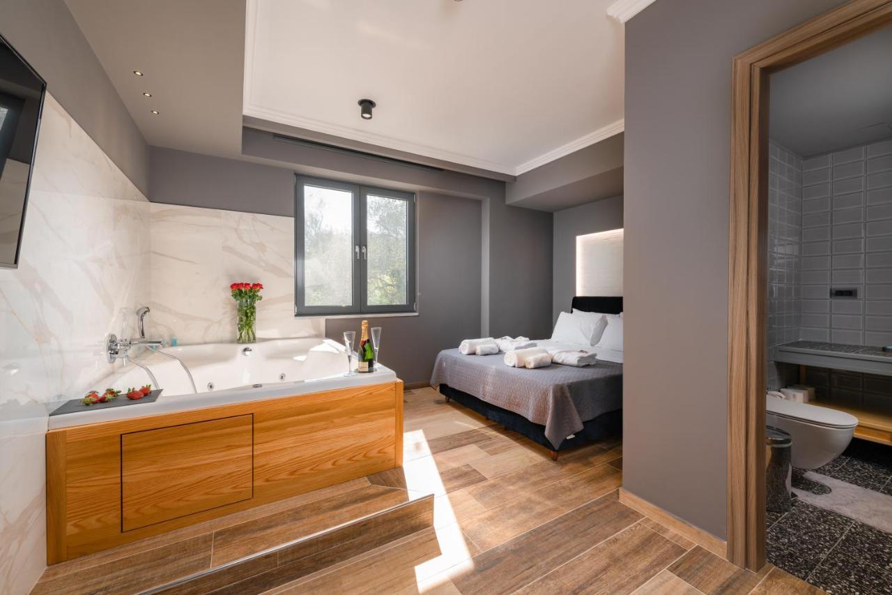 Villa Athos Гувия Екстериор снимка