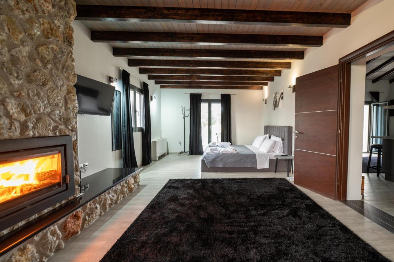 Villa Athos Гувия Екстериор снимка